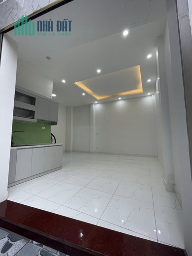 OTO ĐỖ GẦN - NGÕ THOÁNG - GIÁ QUÁ ĐẸP, TT THANH TRÌ 30m nhà 4 tầng giá 2.65 tỷ