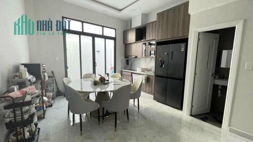 Bán Nhà Mới 5 Tầng, Hẻm Xe Hơi, 80m2, Ngay Bệnh Viện Bình Tân, Tân Phú