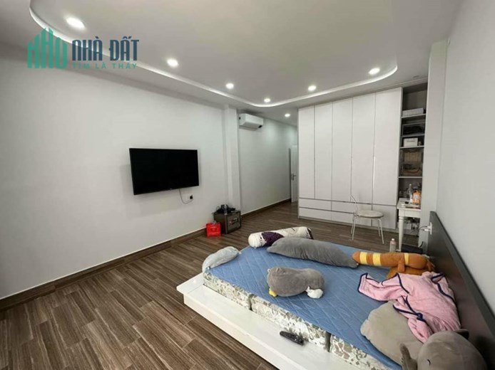 Bán Nhà Mới 5 Tầng, Hẻm Xe Hơi, 80m2, Ngay Bệnh Viện Bình Tân, Tân Phú