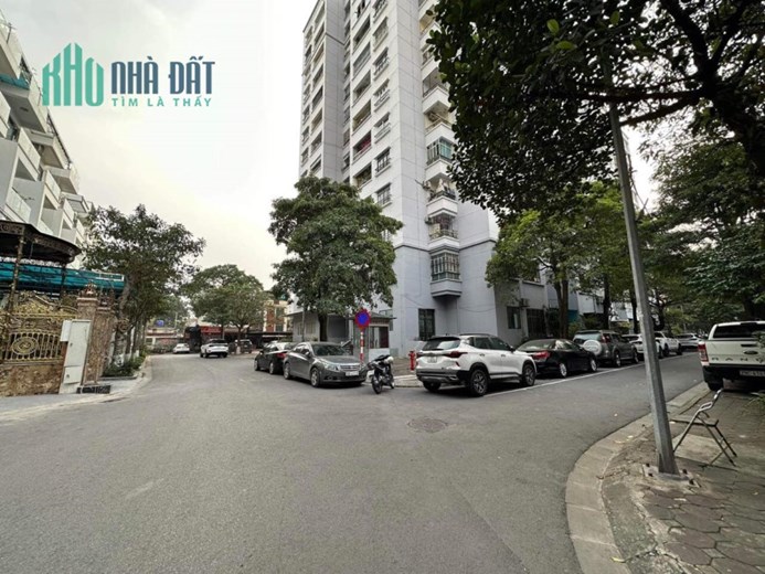 110m Giá 2.5 Tỷ Chung Cư Phố Hạ Đình Thanh Xuân. Chủ Cần Bán Nhanh Để Mua Nhà Đất.