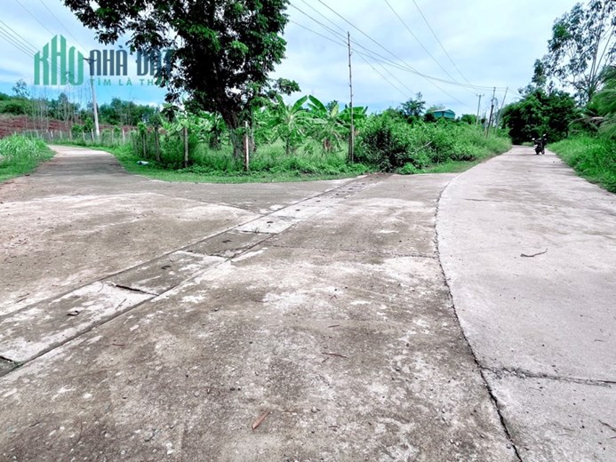 Hòn Dù, Khánh Nam, Khánh Vĩnh giá 900 nghìn//m2 lô góc cần bán nhanh