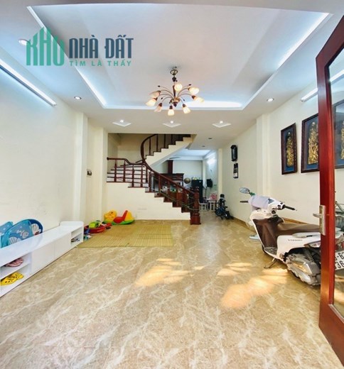 Bán Nhà Tây Sơn Oto Đi Qua Nhà – Cách Mặt Phố 30m - 36m2 3.8Tỷ