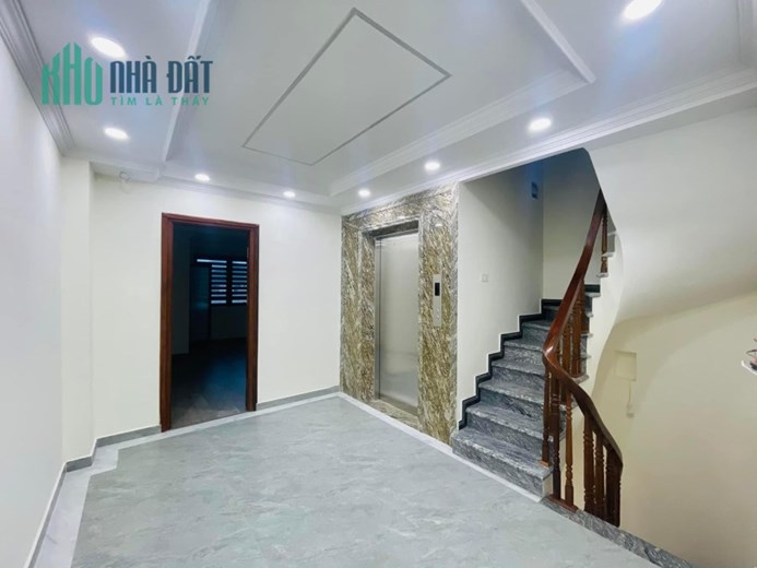 BÁN NHÀ PHỐ NGUYỄN VĂN HUYÊN, CẦU GIẤY, GARA 2 Ô TÔ, 7 TẦNG THANG MÁY THÔNG SÀN