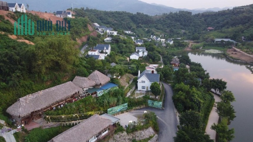 Chính chủ bán biệt thự đơn lập hai mặt tiền, bể bơi riêng, vị trí đẹp nhất khu nghỉ dưỡng Dự án Sun