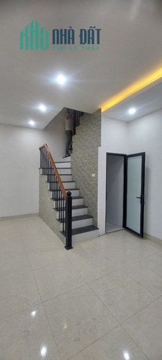 Chính chủ cần bán nhà 2 tầng mặt ngõ rộng tại 238 Âu Cơ, Quảng An, Tây Hồ, Hà Nội.