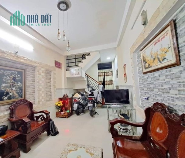 NHÀ HXH đỗ cửa - gần Cư Xá Đô Thành Phường 4 Quận 3 - 4 tầng BTCT