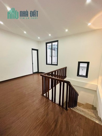 SIÊU PHẨM LÔ GÓC YÊN HÒA 40M2 X 5T, 30M MP MẶT NGÕ 3M Ở ĐỈNH 5.5 TỶ