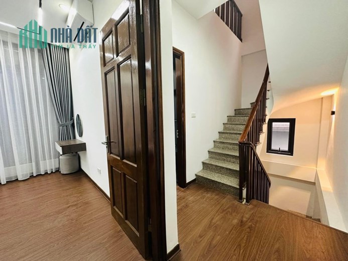 SIÊU PHẨM LÔ GÓC YÊN HÒA 40M2 X 5T, 30M MP MẶT NGÕ 3M Ở ĐỈNH 5.5 TỶ