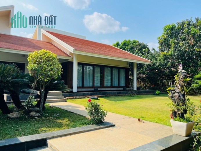 Cần bán căn biệt thự siêu đẹp trong lòng Sài Gòn khu đô thị Đông Tăng Long, Tp Thủ Đức Q.9