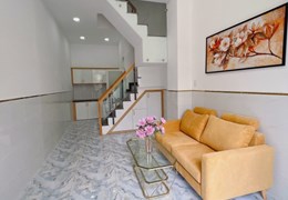 CẦN BÁN GẤP NHÀ CHÍNH CHỦ DT 30m² Giá 2tỷ880 tại 168 Chiến Lược