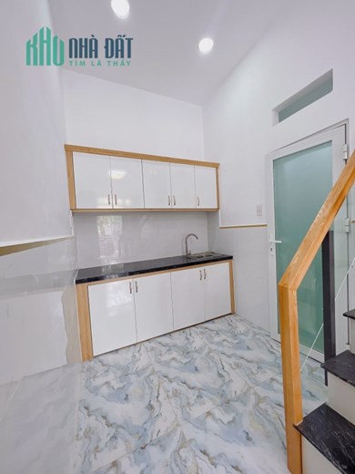 CẦN BÁN GẤP NHÀ CHÍNH CHỦ DT 30m² Giá 2tỷ880 tại 168 Chiến Lược