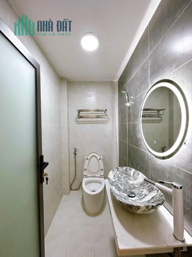 CẦN BÁN GẤP NHÀ CHÍNH CHỦ DT 30m² Giá 2tỷ880 tại 168 Chiến Lược