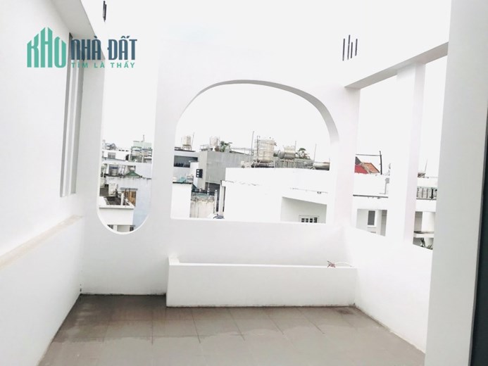 ĐỪNG BỎ QUA TIN NÀY - NHÀ HUỲNH VĂN BÁNH - HẺM NHỰA 6M THÔNG - Ô TÔ VÀO NHÀ - 5 TẦNG NỞ HẬU – CHỈ