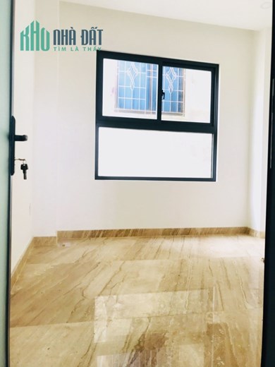 ĐỪNG BỎ QUA TIN NÀY - NHÀ HUỲNH VĂN BÁNH - HẺM NHỰA 6M THÔNG - Ô TÔ VÀO NHÀ - 5 TẦNG NỞ HẬU – CHỈ