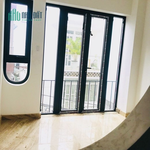 ĐỪNG BỎ QUA TIN NÀY - NHÀ HUỲNH VĂN BÁNH - HẺM NHỰA 6M THÔNG - Ô TÔ VÀO NHÀ - 5 TẦNG NỞ HẬU – CHỈ