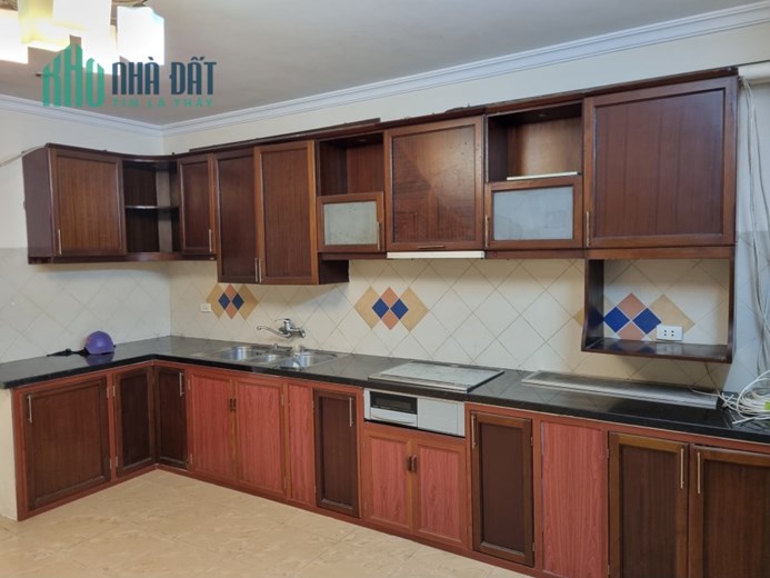 Cho Thuê Nhà #HOÀNG_NGÂN 60m2. MT 4.5m. 5 Ngủ Cực Rộng Thoáng. Sàn Gỗ Sang Trọng. 18tr/tháng