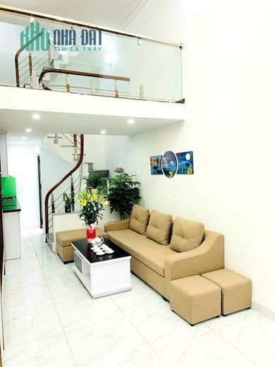 Nhà nhỏ tiền, 24m2, 4 tầng, chỉ 2,55 tỷ Tam Trinh, Hoàng Mai, nhà mới đẹp về ở ngay