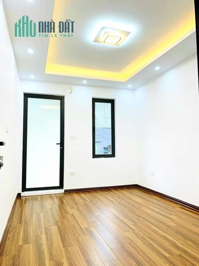 Nhà nhỏ tiền, 24m2, 4 tầng, chỉ 2,55 tỷ Tam Trinh, Hoàng Mai, nhà mới đẹp về ở ngay