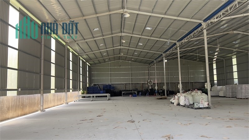 nhà xưởng cho thuê sản xuất, khu dân cư đông đúc, kv dễ tuyển CNV. trạm điện riêng theo xưởng