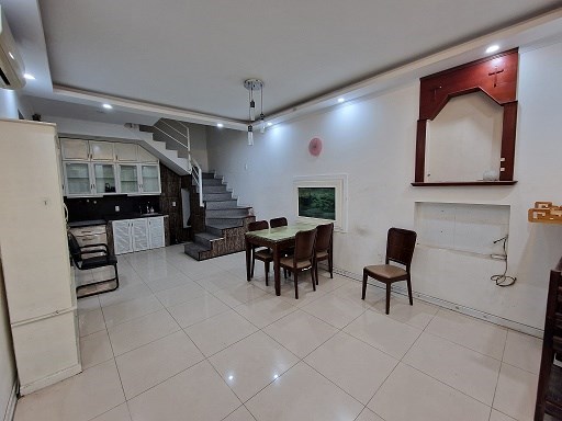 Chính chủ cho thuê lâu dài nhà Đầu phố Huế - Trần Khát Chân, Hai Bà Trưng, Hà Nội