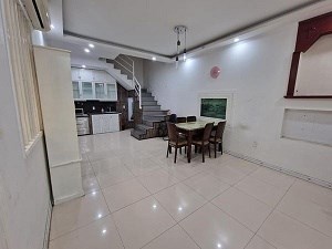 Chính chủ cho thuê lâu dài nhà Đầu phố Huế - Trần Khát Chân, Hai Bà Trưng, Hà Nội