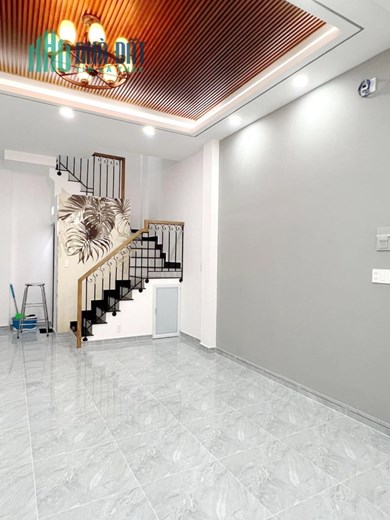 Nhà mới 4 tầng mặt tiền hẻm 136 Nguyễn Thị Tần P2Q8 giá 6tỷ4