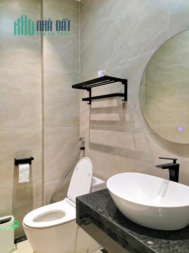 Bán Nhà Mặt Phố Giảng Võ, 89m2, Kinh Doanh Sầm Uất Quận Đống Đa, Vỉa Hè, Mặt Tiền Quyền Lực