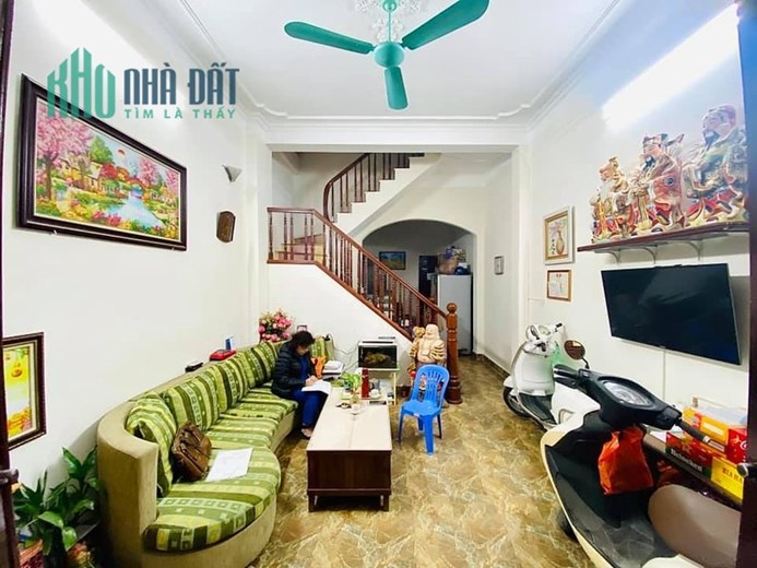 CHỦ NGỘP BANK THỞ OXI Bán Rẻ Nhà Quận 11, HẺM XE TẢI, 86 m2, GIẢM NGAY 5 TỶ, 6 Phòng