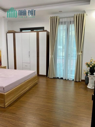 Bán nhà ngõ 205 Xuân Đỉnh,lô góc,5m ra ô tô,2 mặt thoáng,tặng nội thất,33m2,5T,mt:4,7m