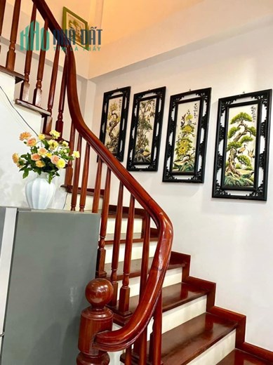 Bán nhà ngõ 205 Xuân Đỉnh,lô góc,5m ra ô tô,2 mặt thoáng,tặng nội thất,33m2,5T,mt:4,7m