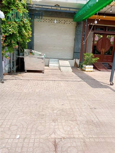 Cho thuê Mặt bằng vỉa hè Buổi sáng Tạ Quang Bửu P4Q8 - 4 Triệu
