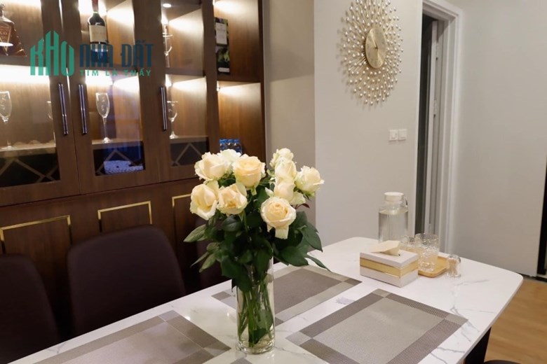 Cho thuê căn hộ CC The Emerald Đình Thôn, NTL 115m2 3PN full đồ Đẹp Như Khách Sạn 23tr