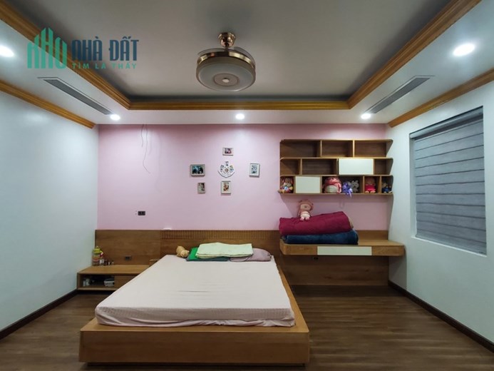 Bán biệt thự Linh Đàm, Hoàng Mai, 250m, 4 tầng, 13m mặt tiền, nhỉnh 45 tỷ, có thương lượng