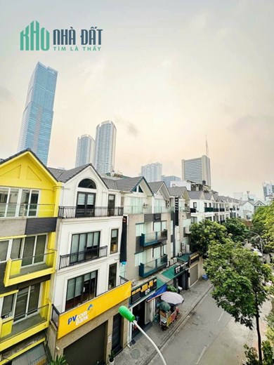 Nhỉnh 20 tỷ sở hữu biệt thự Nam Trung Yên, 75m2*4 tầng, 6m mặt tiền. Nội thất tiền tỉ.