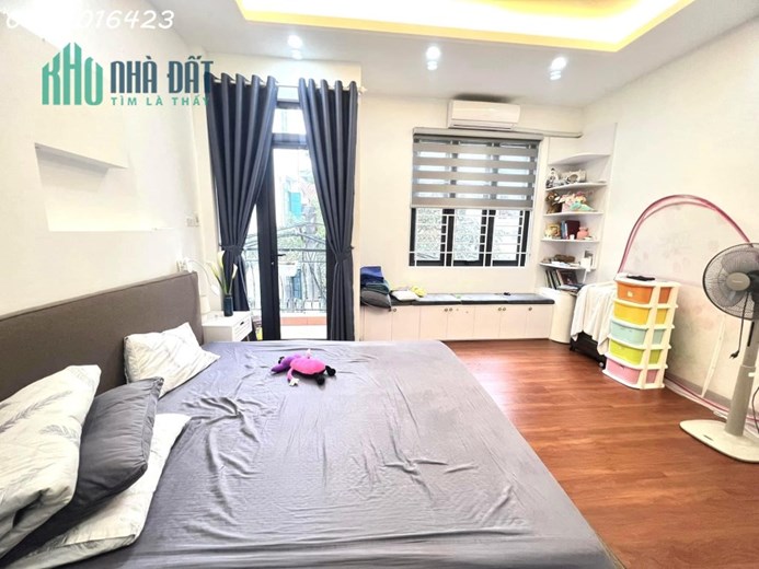 Bán Nhà Võng Thị Tây Hồ 11tỷ 50m Mặt Tiền 6.3m Mới Đẹp Gara Oto Ngõ Thông Rộng Kinh Doanh