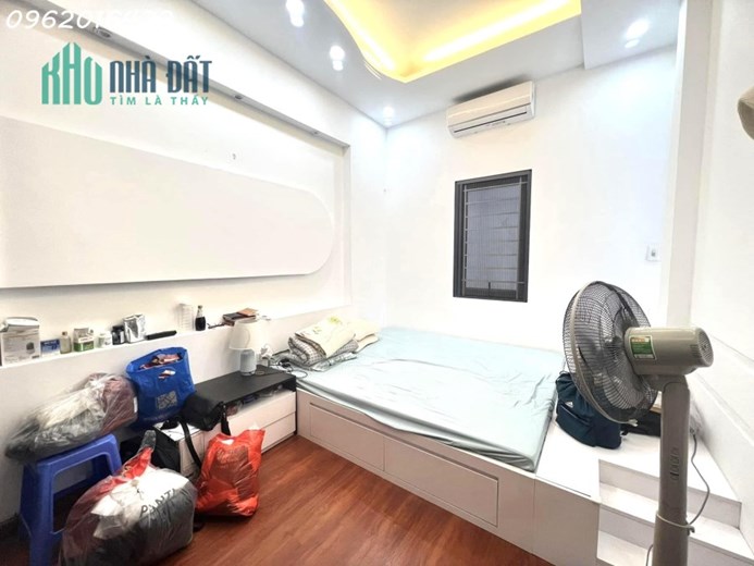 Bán Nhà Võng Thị Tây Hồ 11tỷ 50m Mặt Tiền 6.3m Mới Đẹp Gara Oto Ngõ Thông Rộng Kinh Doanh