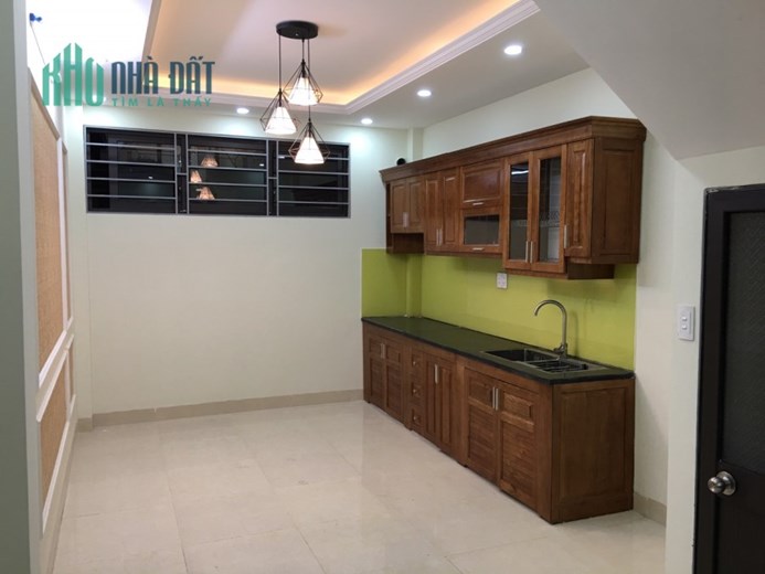 Tìm đâu ra Văn Quán hơn 3 tỷ mà có nhà 5 tầng xịn xò