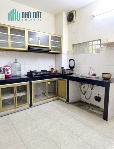 Cho thuê nhà Nguyên căn HXH Hưng Phú P10Q8 - Giá 10 Triệu