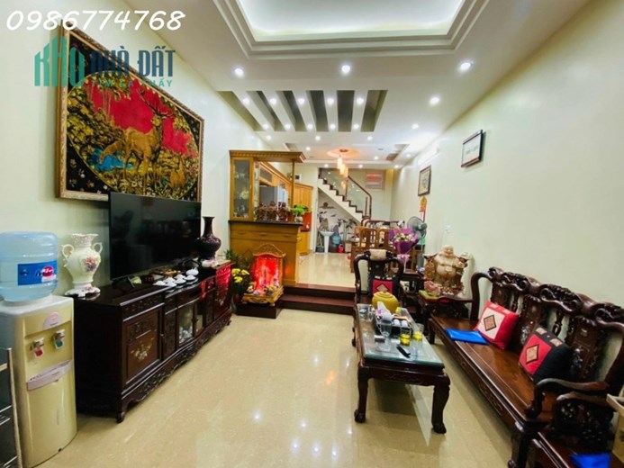 PHÂN LÔ- LÊ TRỌNG TẤN - THANH XUÂN - Ô TÔ VÀO NHÀ - CHỦ TỰ XÂY TÂM HUYẾT - NHÀ ĐẸP - Ở LUÔN.