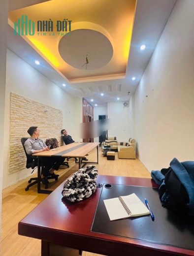 Cho Thuê Nhà Hào Nam, Có GARA. Ngõ Ô tô Đỗ Cửa. 45m2. Thông Sàn 21tr/tháng (CTL)