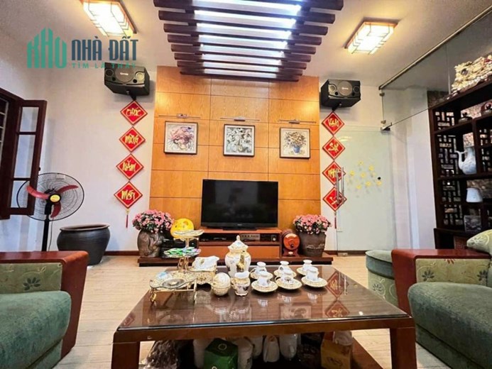 Bán biệt thự Mễ Trì Hạ, 79m2, 5 tầng, 175triệu/1m2