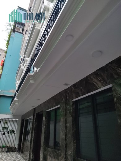 Bán nhà phố Nguyễn Khánh Toàn,Dương Quảng Hàm 40 m2 x 5 t mới tinh giá bán nhỉnh 5 tỷ