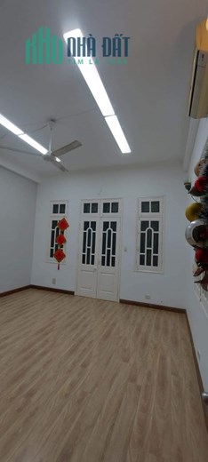 Cho Thuê Nhà #TRẦN_QUANG_DIỆU 80m2. 6 Phòng Rộng. NGÕ XE TẢI. Ô TÔ ĐỖ CỬA 28tr/tháng