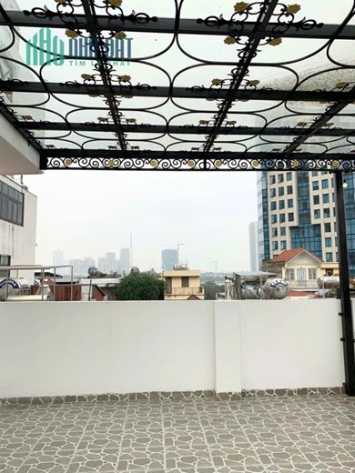 Bán nhà cạnh Vinhome Trần Duy Hưng. 66m2 8 tầng thang máy. Cách phố 10m. Kinh doanh văn phòng, spa.