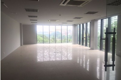 Cho thuê văn phòng làm đào tạo, hội thảo tòa Vinaconex Tower, Láng Hạ, q.Đống Đa, 400m2 sàn thông