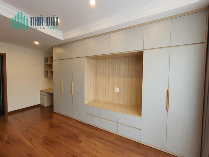Bán nhà 47m2 phố Nghi Tàm, Tây Hồ 2 mặt Ô tô thông Kinh doanh Siêu tốt 5.5 Tỷ