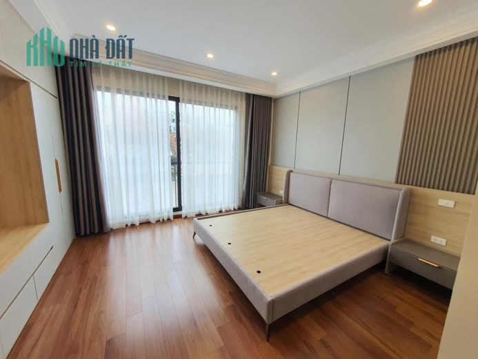 Bán nhà 47m2 phố Nghi Tàm, Tây Hồ 2 mặt Ô tô thông Kinh doanh Siêu tốt 5.5 Tỷ