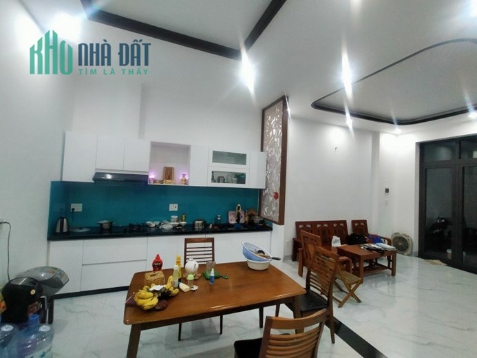 SỐC NHIỆT - NHÀ 2 TẦNG MỚI TOANH 100M2 - ĐƯỜNG 5M5 GẦN ĐH DUY TÂN - GIÁ CHỈ BẰNG NHÀ KIỆT