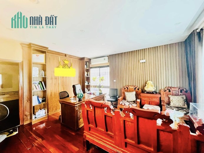 BÁN NHÀ NGUYỄN TRÃI - LÔ GÓC - MẶT TIỀN 8M - 3 BƯỚC CHÂN RA PHỐ - NHỈNH 6 TỶ