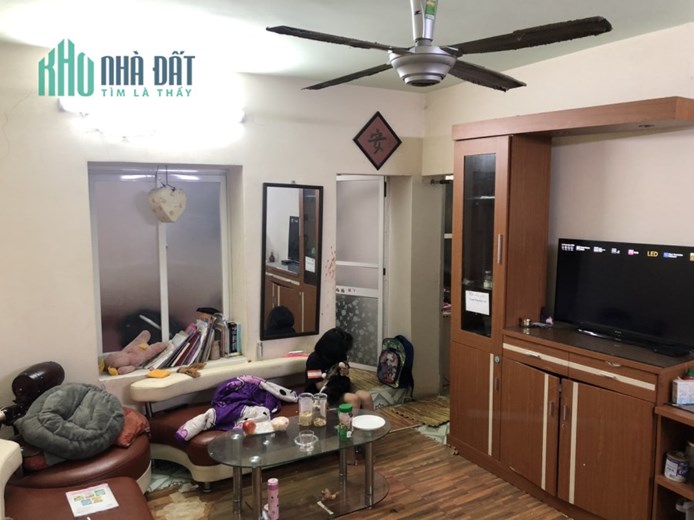 Bán nhà Mặt Hồ  Linh Quang giá 6.6 tỷ, 38m x 4T oto vào, Kd được